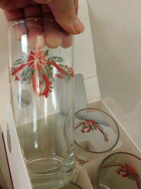 Anchor Hocking Poinsettia & Ribbons 8 pc Holiday Iced Tea Glasses Set NIB 15 oz